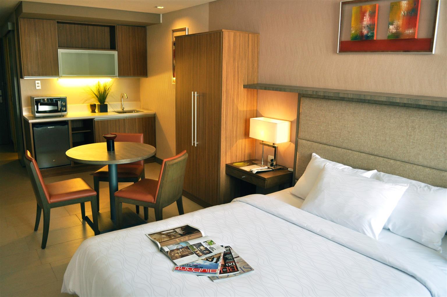 Best Western Antel Spa Hotel Suites Makati City Exterior foto